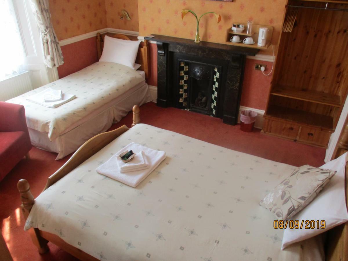 Bed and Breakfast Ashwood Grange Torquay Esterno foto