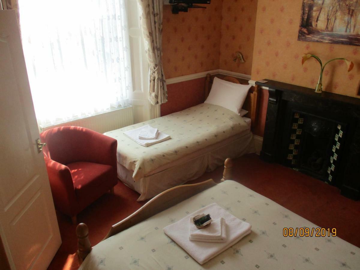 Bed and Breakfast Ashwood Grange Torquay Esterno foto